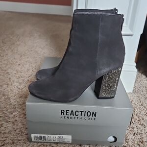 Kenneth Cole Reaction Charcoal Heeled Boots - Like New
